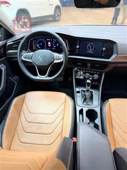 ڤۆڵکسواگن جێتا